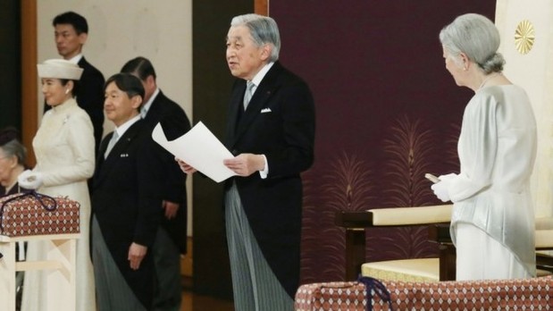 天皇陛下退位.jpg